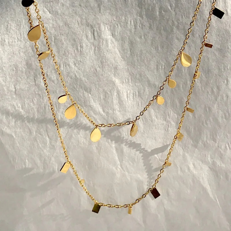 Minimalist Teardrop Pendant Necklace