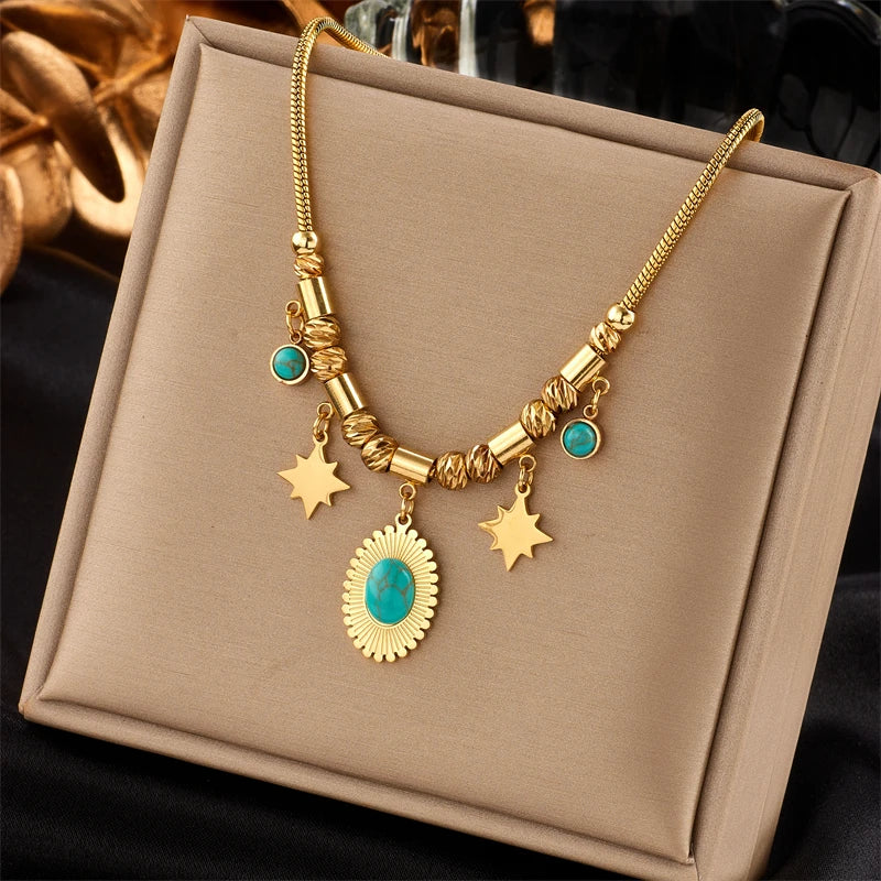 Pearl & Butterfly Heart Pendant – Vintage Green Stone Necklace