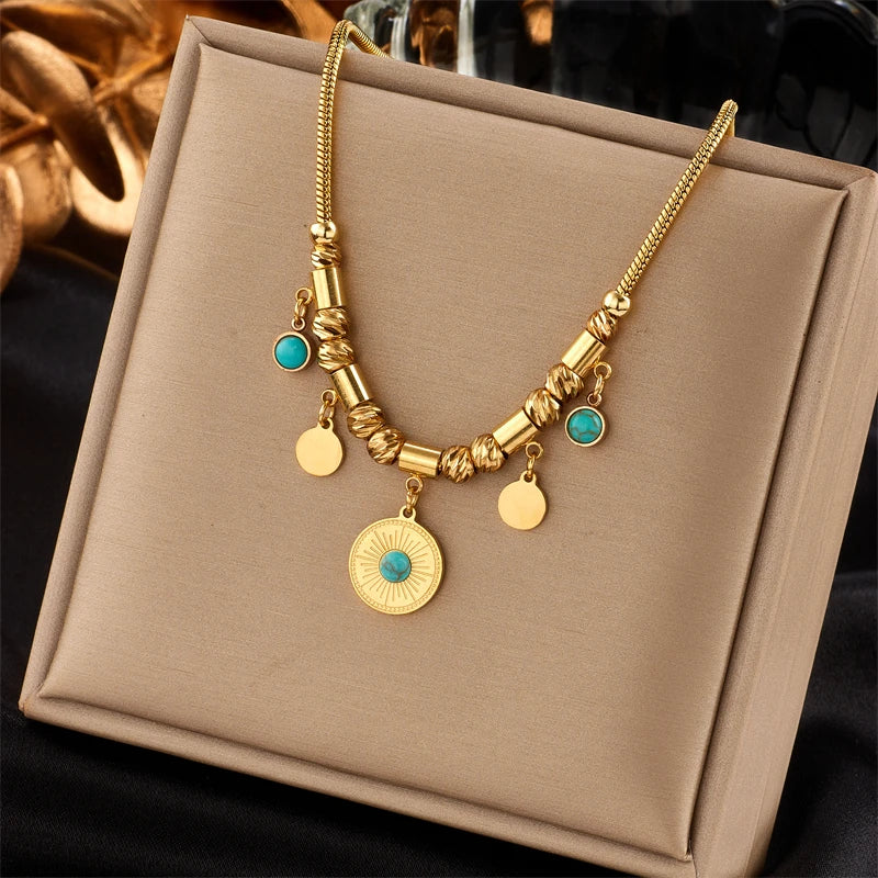 Pearl & Butterfly Heart Pendant – Vintage Green Stone Necklace